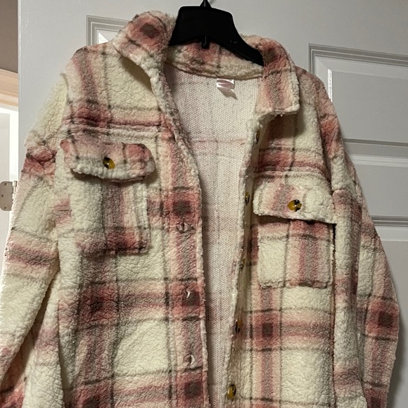 No Boundaries Jackets & Blazers - Sherpa Shacket